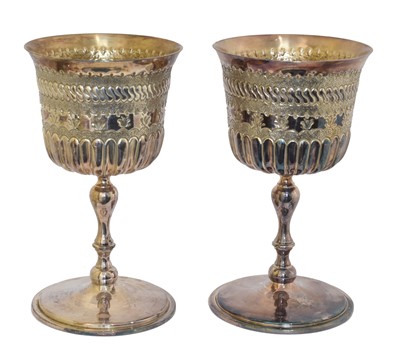 Lot 7 - A pair of Elizabeth II silver goblets.