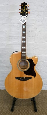Lot 261 - Takamine