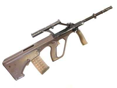 Lot 76 - Deactivated Austrian Steyr AUG 5.56mm assault...