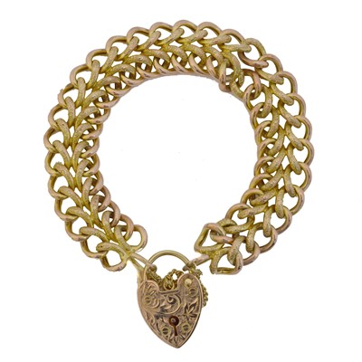 Lot 38 - A 9ct gold chain bracelet.