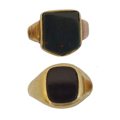 Lot 98 - Two signet rings.