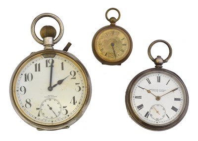Lot 252 - A goliath pocket watch by M M & Co.