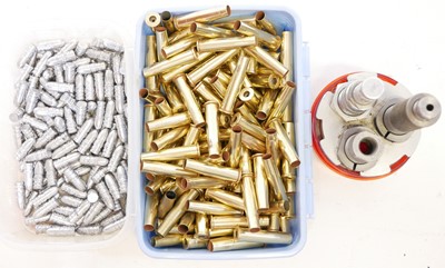 Lot 527 - 8.15 x 46R tools and reloading components, to...