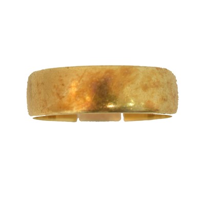 Lot 57 - An 18ct gold band ring.