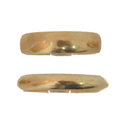 Lot 55 - Two 9ct gold band rings.