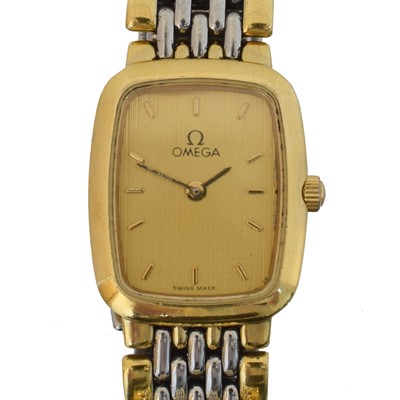 Lot 233 - An Omega De Ville quartz wristwatch, ref. 795.0899.2.