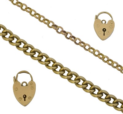 Lot 20 - A selection of jewellery.