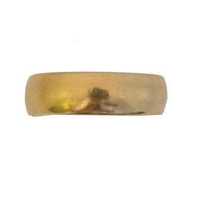 Lot 56 - A band ring.