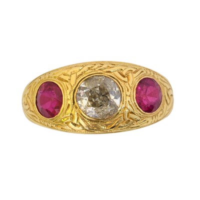 Lot 109 - A late Victorian gem-set three stone ring.