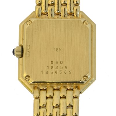 Lot 218 - An 18ct gold Baume & Mercier quartz wristwatch, ref. 18259.