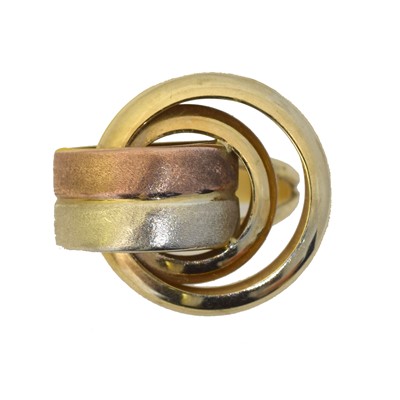 Lot 85 - A dress ring.