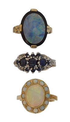 Lot 71 - A selection of gem-set dress rings.