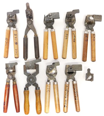 Lot 505 - Collection of calibre bullet moulds, to...