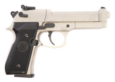 Lot 123 - Umarex Beretta 92FS .177 C02 air pistol,...