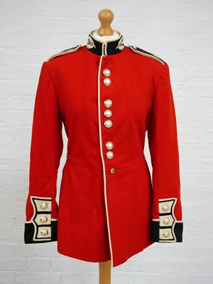 Lot 185 - Scot's Guards Tunic top, size 17, with owners...