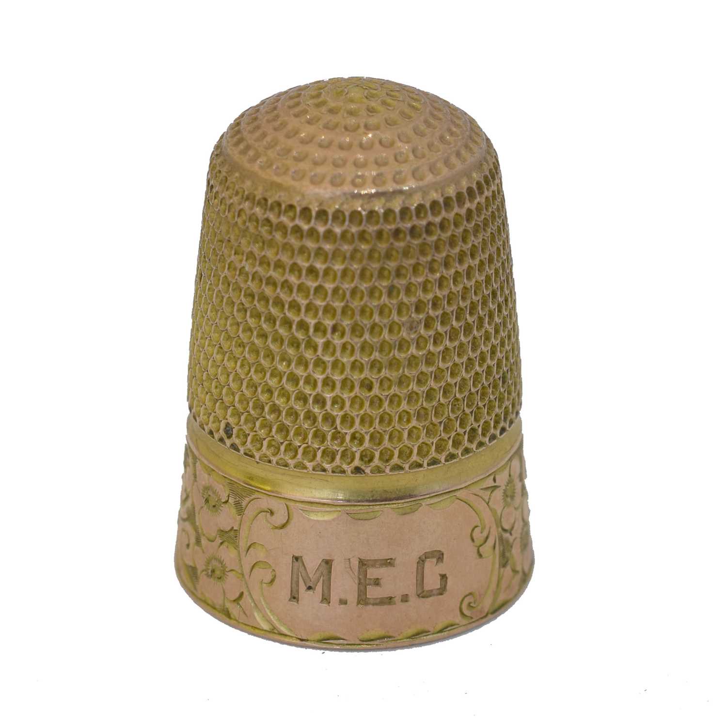 Lot 172 - An early 20th century 9ct gold thimble by Charles Horner.
