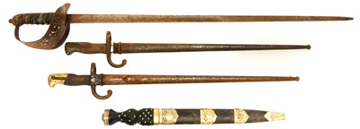 Lot 165 - 1898 pattern sword, two M.1876 Gras rifle...