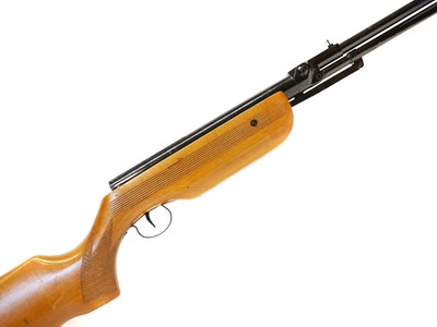 Lot 135 - Relum .177 Tornado air rifle, serial number...