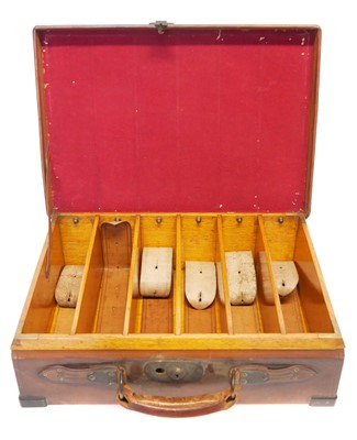 Lot 425 - Leather and oak cartridge magazine, with brass...