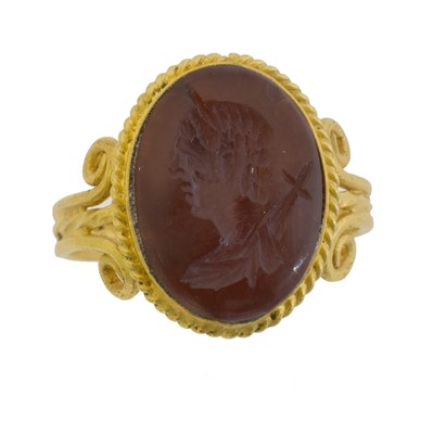 Lot 156 - A carnelian intaglio ring.