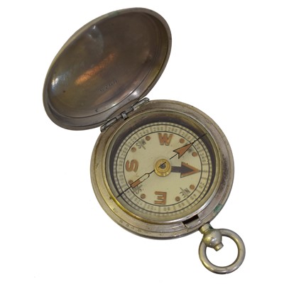 Lot 244 - A WW2 Mk VI military issue compass by Francis Barker & Son Ltd.