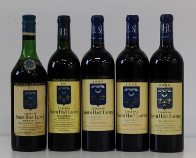 Lot 95 - 5 Bottles Vertical Tasting Mixed Lot Chateau Smith Haut Lafitte