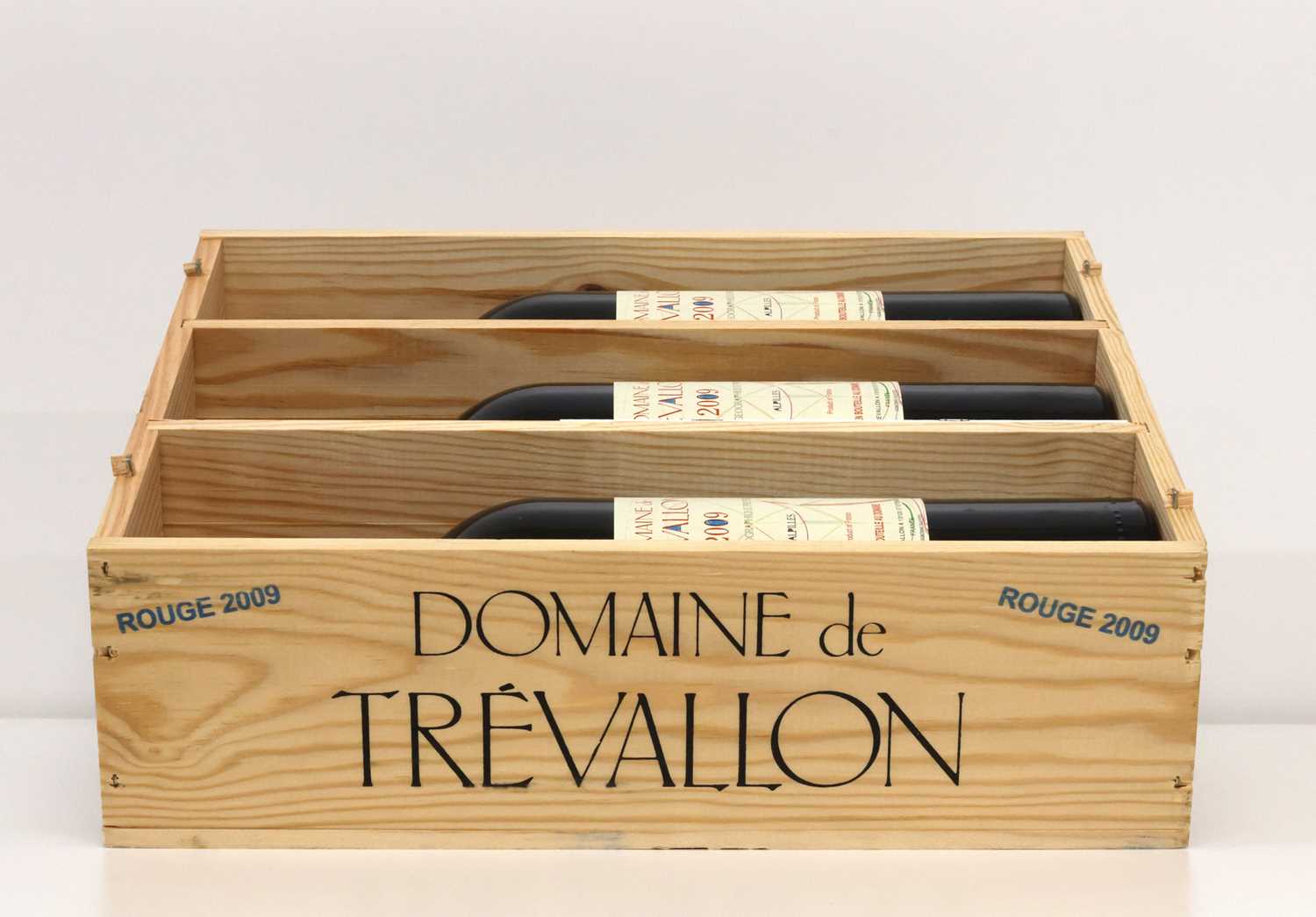 Lot 39 - 3 Magnum bottles Domaine de Trévallon, Bouches du Rhône 2009