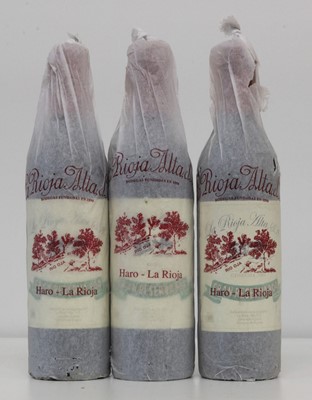 Lot 178 - 3 Bottles Lot La Rioja Alta Gran Reserva 904 Vintage 2001