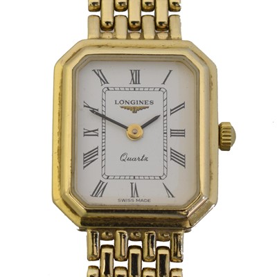 Lot 224 - A 9ct gold Longines quartz wristwatch.