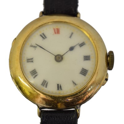 Lot 104 - An 18ct gold manual wind wristwatch.