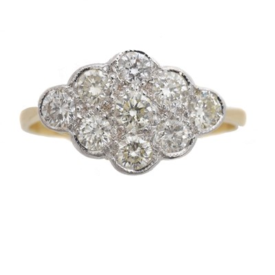 Lot 107 - A diamond cluster ring.