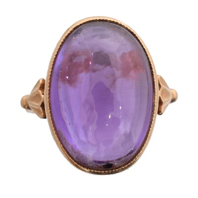 Lot 153 - A 14ct gold amethyst single stone ring.