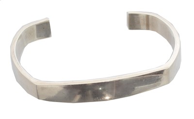 Lot 34 - A Georg Jensen silver 'Victory' bangle, no. 423.