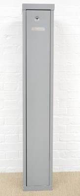 Lot 414 - Steel gun cabinet with one lock, lift off door...