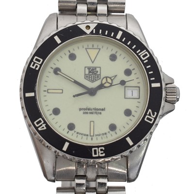 Lot 241 - A Tag Heuer Professional 'Night Diver 1000' quartz wristwatch, ref. 980.113N.