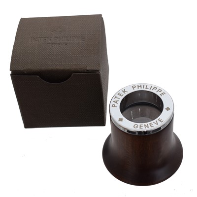 Lot 254 - Patek Philippe - An eyeglass/loupe