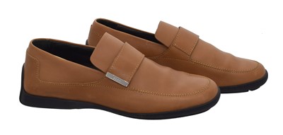 Lot 192 - A pair of Gucci loafers.