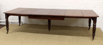 Lot 210 - A Victorian Mahogany Extending Dining Table with Four Additional Leaves