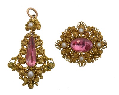 Lot 74 - A Georgian foil back topaz set.