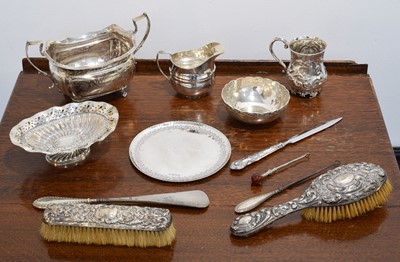 Lot 21 - A selection of silver.