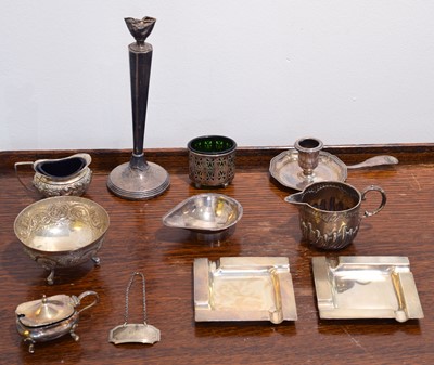 Lot 100 - A selection of silver and white metal items.