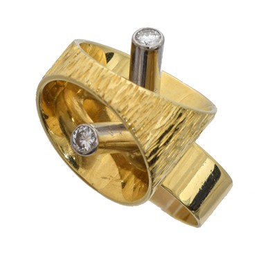 Lot 89 - A 1970s diamond dress ring by Abe Pass.