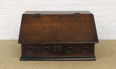 Lot 180 - A Large Early 18th Century Oak Bible Box
