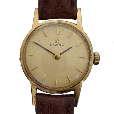 Lot 200 - A 1960s 9ct gold Omega manual wind wristwatch, ref. 511.5002.