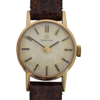 Lot 201 - A 1970s 9ct gold Omega manual wind wristwatch, ref. 511.5002.