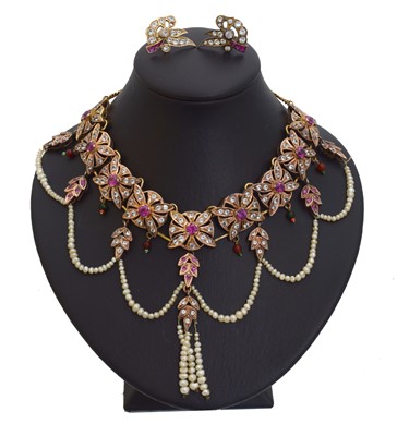 Lot 75 - A suite of gem-set jewellery.