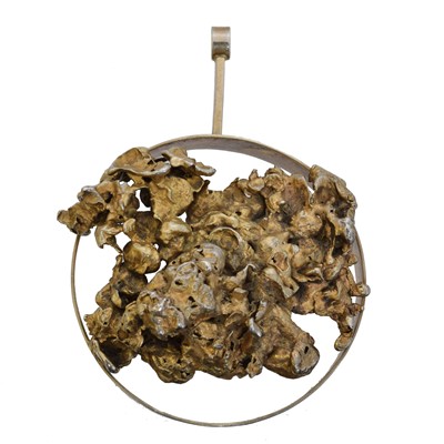 Lot 54 - A silver pendant by Graham Watling.