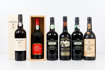 Lot 53 - 6 bottles Mixed Lot Fine Port and Tarragona