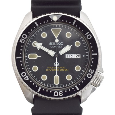 Lot 134 - A rare 1980s stainless steel Seiko Professional 200m Diver's quartz wristwatch, ref. 7C43-7000.