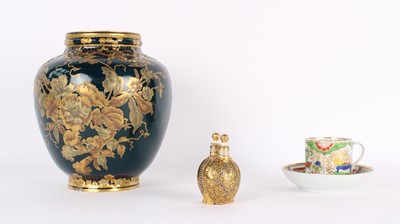 Lot 39 - A Victorian Porcelain Double Scent-Bottle Attributed to Coalport